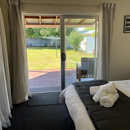 Mackenzie Delight Villa Туизъл Екстериор снимка